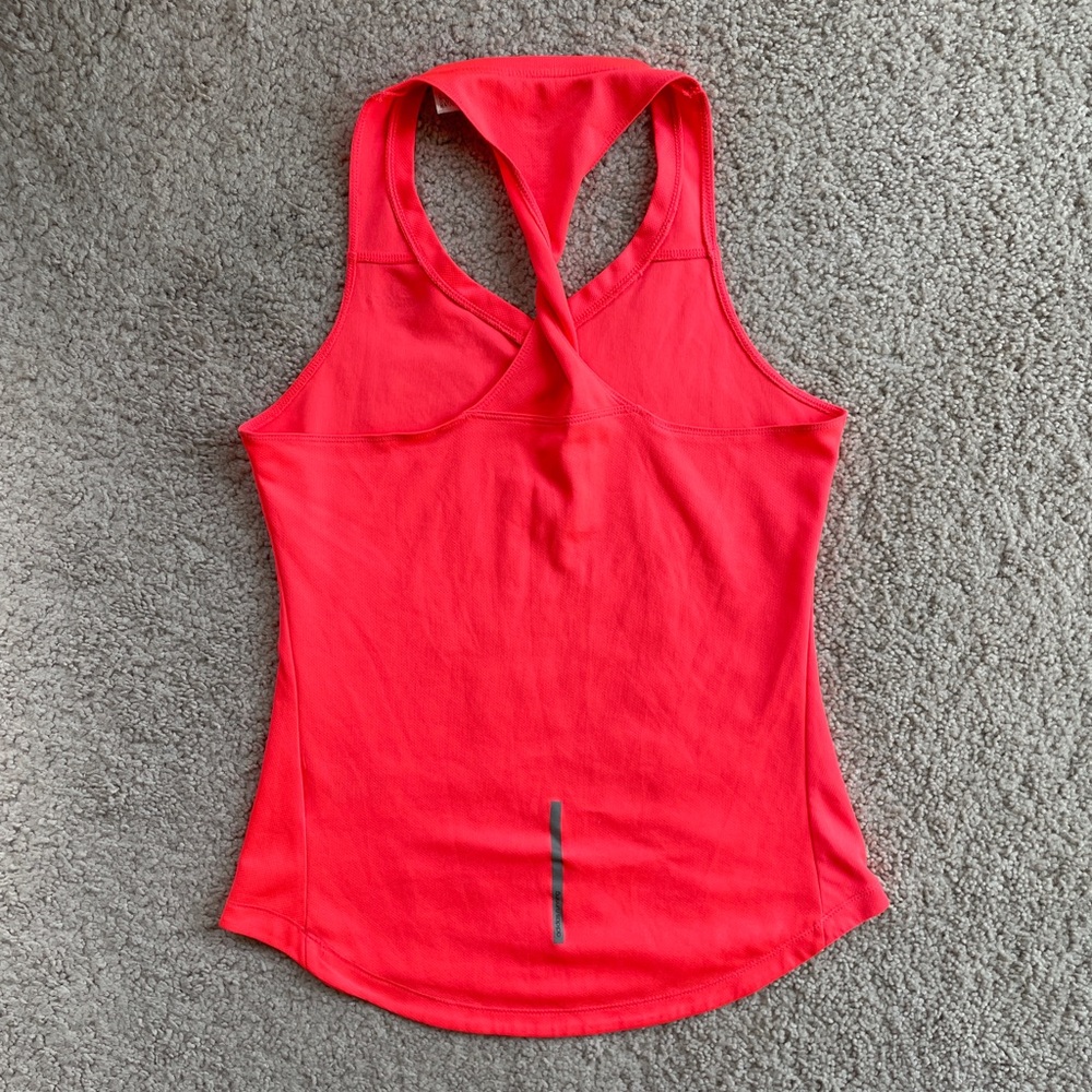 Adidas ClimaLite Neon Coral Orange Twist Back Racerback Active Tank Size Small - Picture 8 of 10